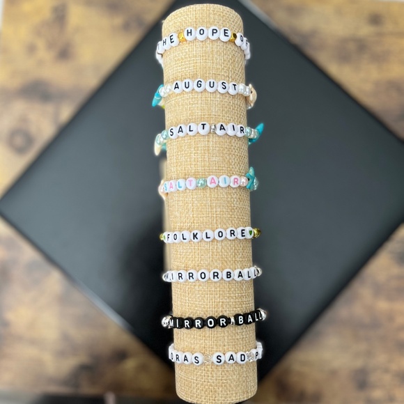 Taylor Swift Eras Tour Friendship Bracelets - Picture 2 of 12